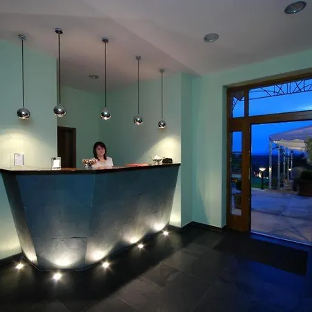 Hotel Romantica 4*