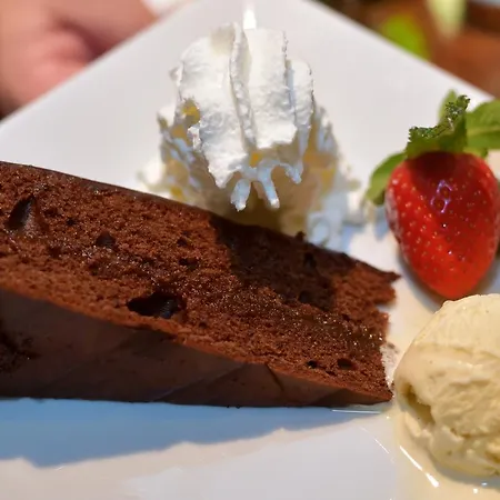 Отель Romantica